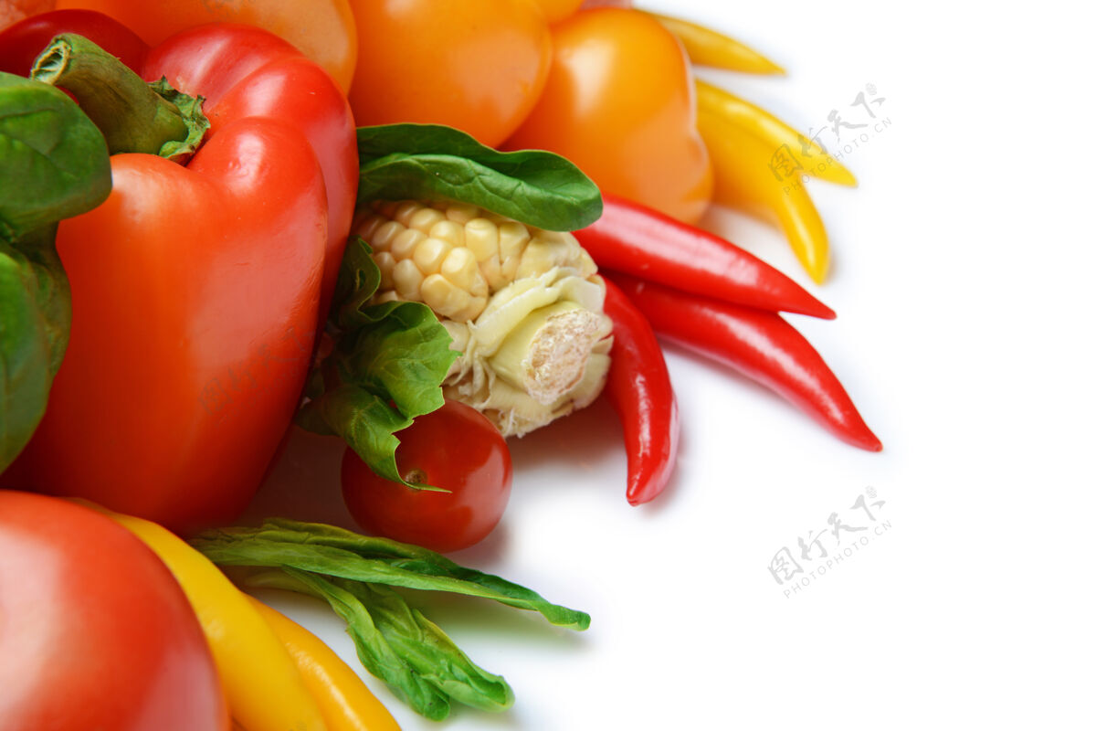 铃铛一群新鲜的蔬菜就白了膳食西红柿素食