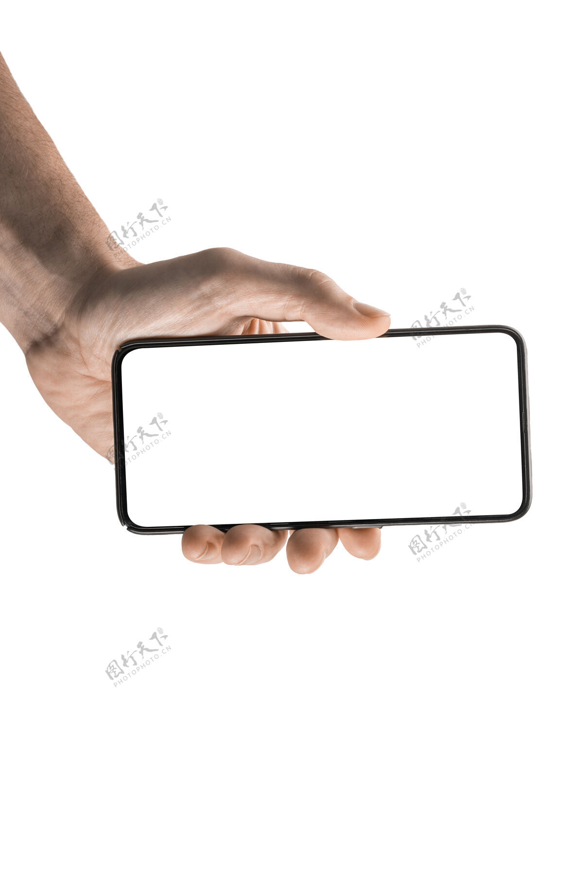 设备屏幕模拟手机一名男子手持黑色手机 背景为白色关闭手持电话白色空白屏幕空商业技术