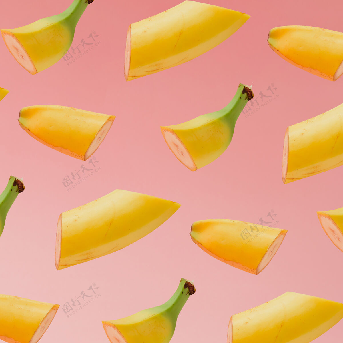 抽象粉红色的香蕉片图案生的甜味果汁