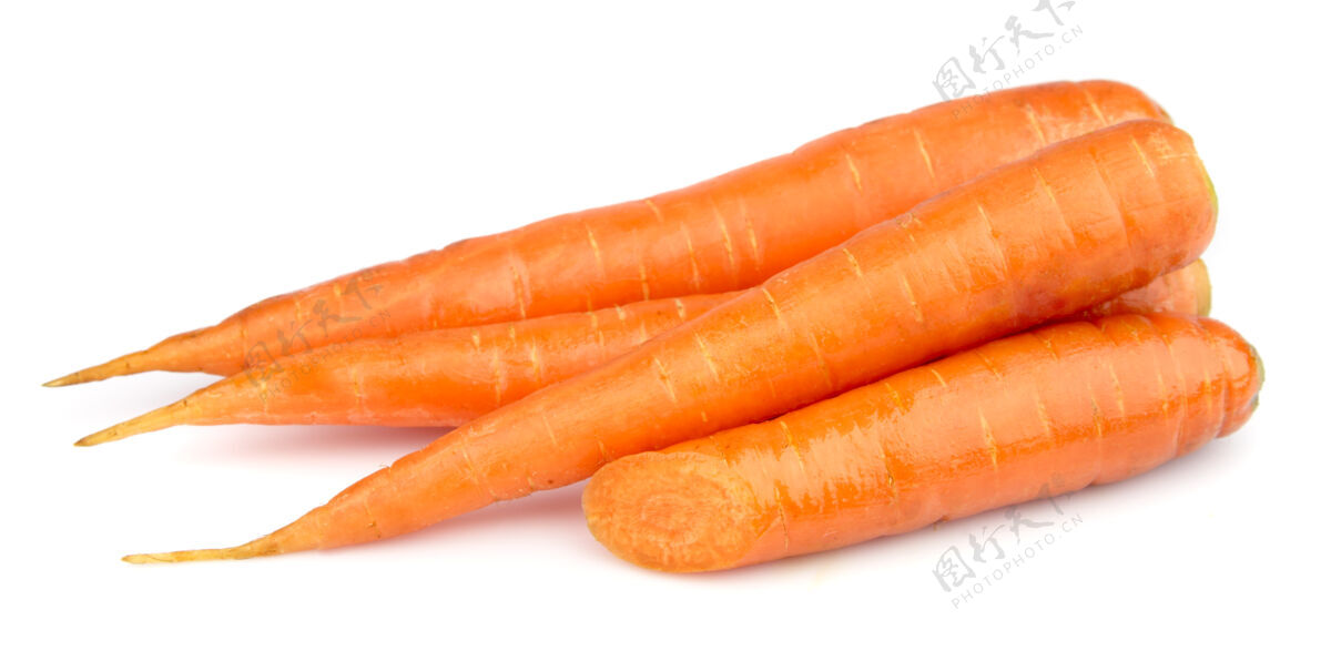 配料新鲜的小胡萝卜在白色特写农业植物胡萝卜