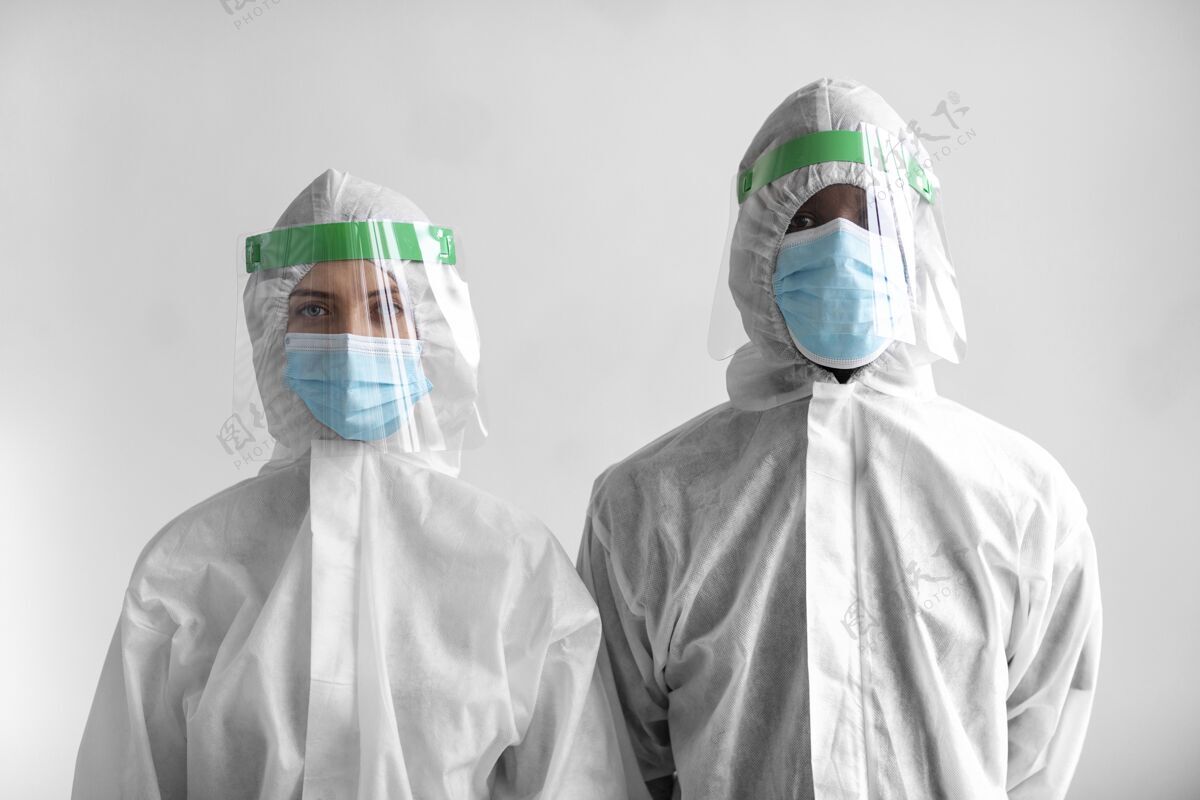 防护服在生物危害区穿防护服的人防御病毒预防