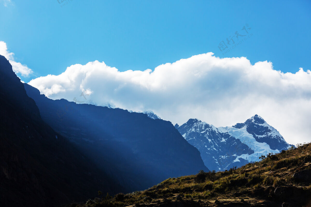 泻湖美丽的山脉风景在科迪勒拉华亚什 秘鲁 南美洲自然美洲顶峰